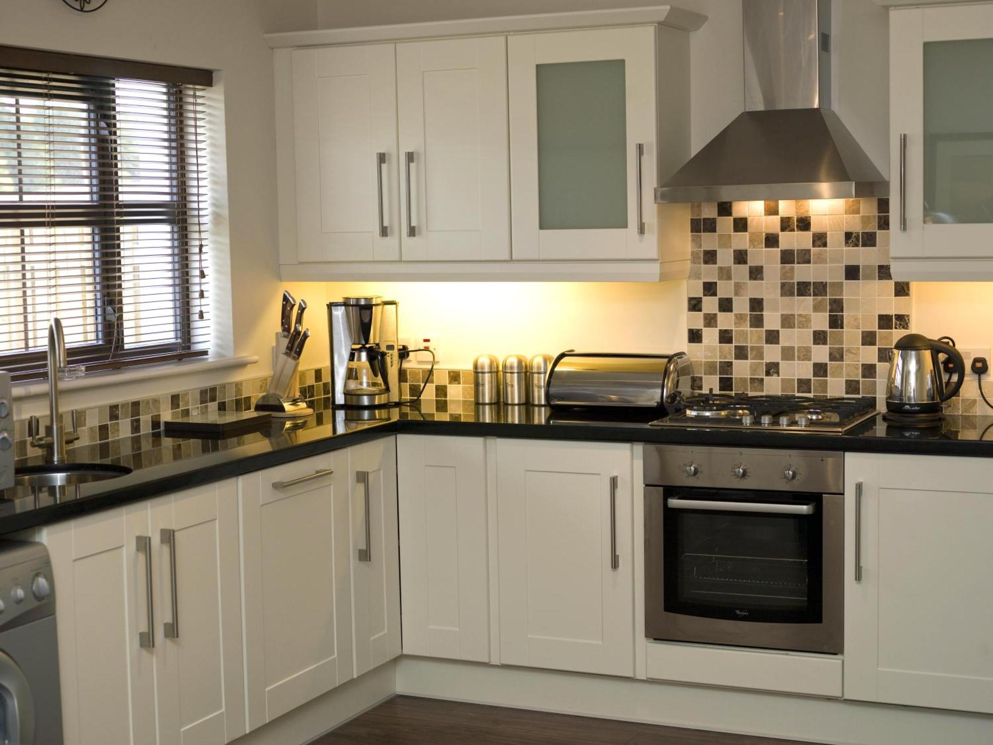 Kenmare Bay Hotel Lodges Killarney Bagian luar foto