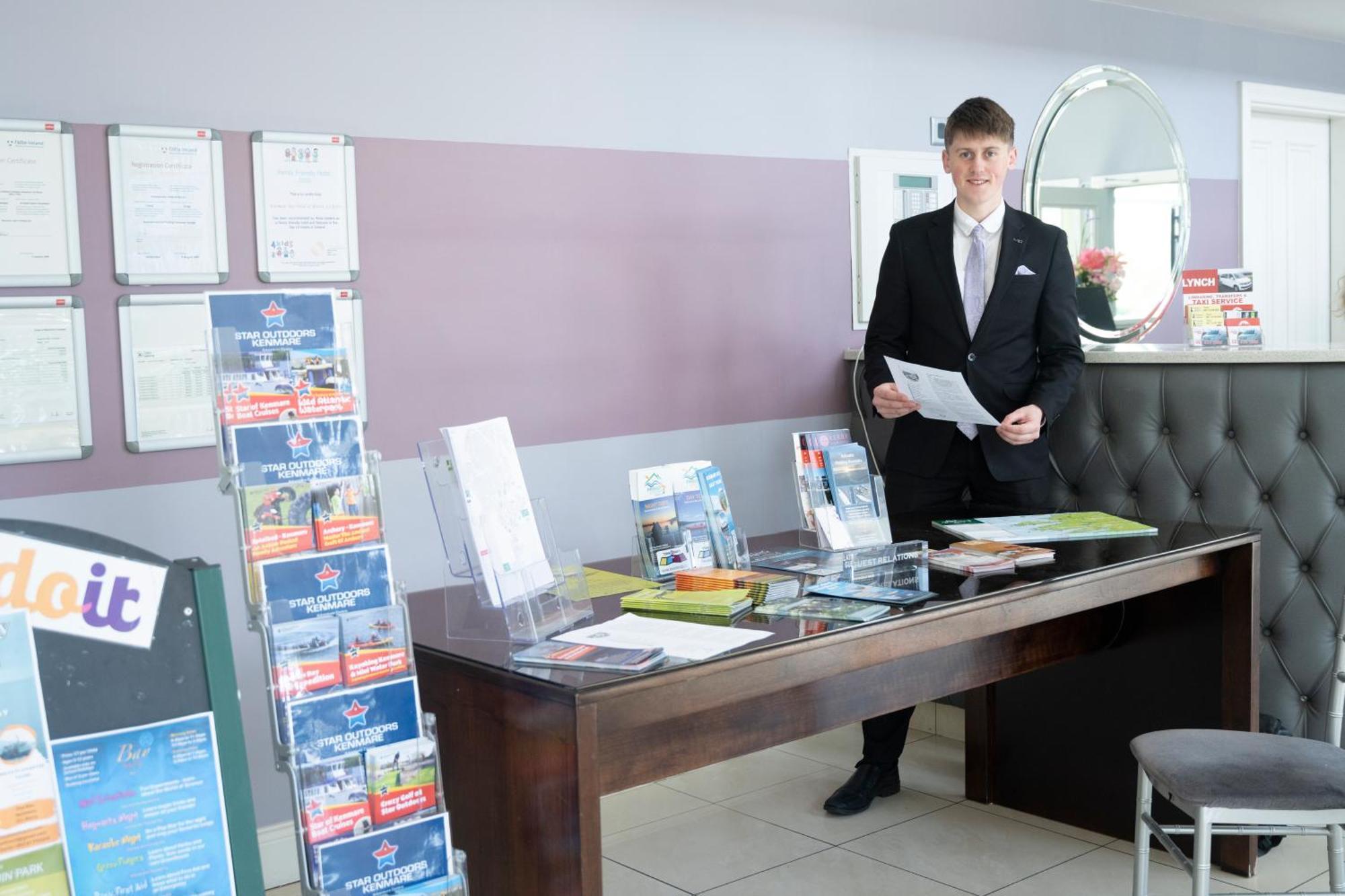 Kenmare Bay Hotel Lodges Killarney Bagian luar foto
